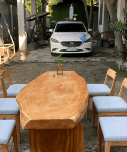 Bàn ghế gỗ đỏ nguyên khối