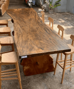 Bàn ghế gỗ me tây nguyên khối