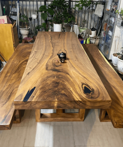 Bàn Gỗ Nguyên Khối