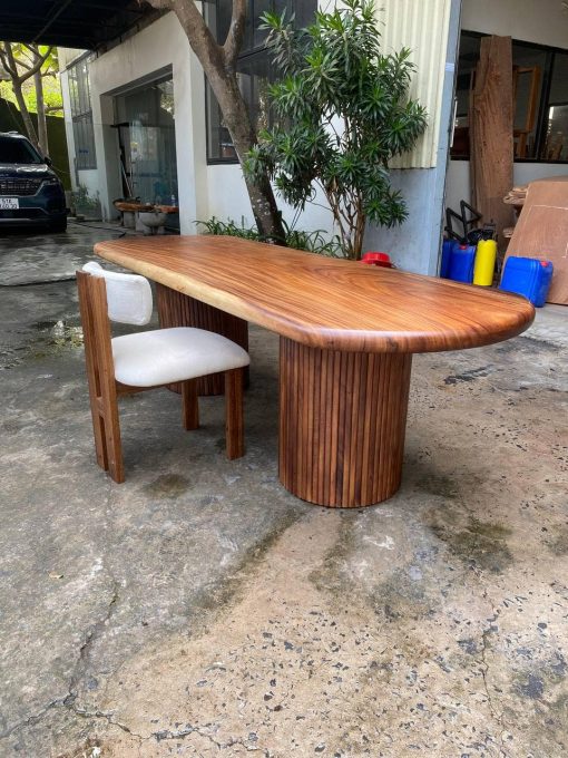 Bàn ăn gỗ me tây cao cấp từ 8 - 10 người sang trọng