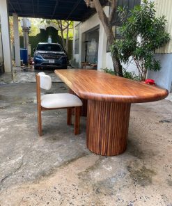 Bàn ăn gỗ me tây cao cấp từ 8 - 10 người sang trọng
